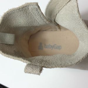 GAP Shoes - Baby Gap Grey Suede Boots GAP Shoes - Baby Gap Grey Suede Boots